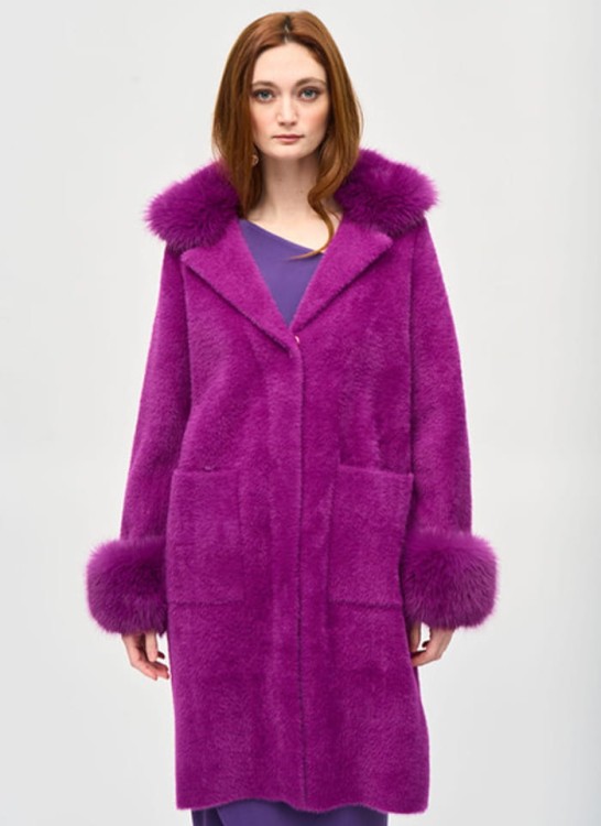 Joseph Ribkoff dzianinowy płaszcz z futrzanym wykończeniem w kolorze fuksji 243923-4