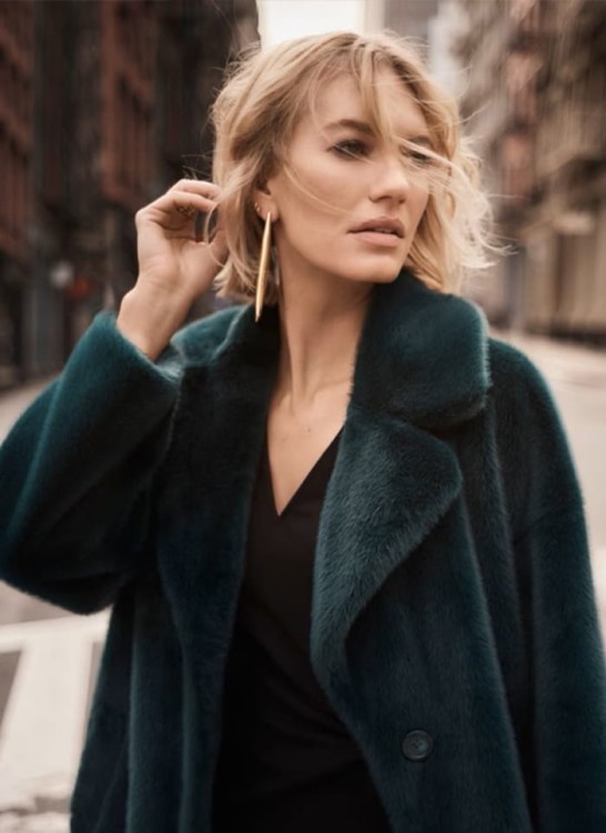 Joseph Ribkoff sztuczne futerko butelkowa zieleń z wykładanym kołnierzem 243902-3