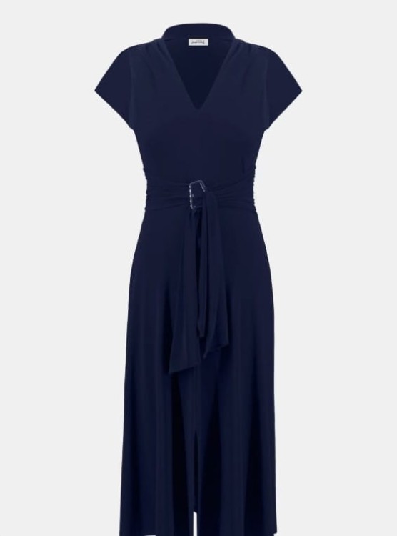 Joseph Ribkoff szafirowa sukienka z paskiem zdobionym klamrą 252091-2922-4.jpg