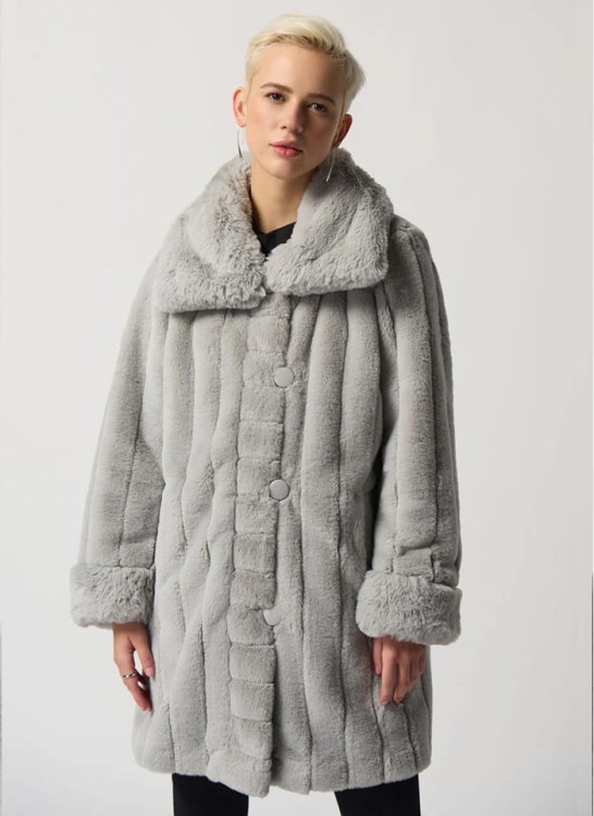 Joseph Ribkoff-233900-3757-dwustronny srebrno szary płaszcz z wywijanym kołnierzem i futerkiem_2.jpg