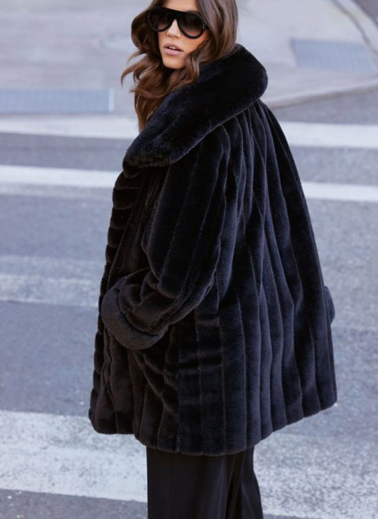 Joseph Ribkoff-233900-3757-dwustronny czarne futerko z wywijanym kołnierzem_5.jpg