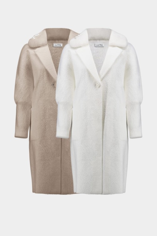 joseph ribkoff-beżowy płaszcz z kołnierzem z futerka zdobionym perełkami 254954-4455-6.jpg