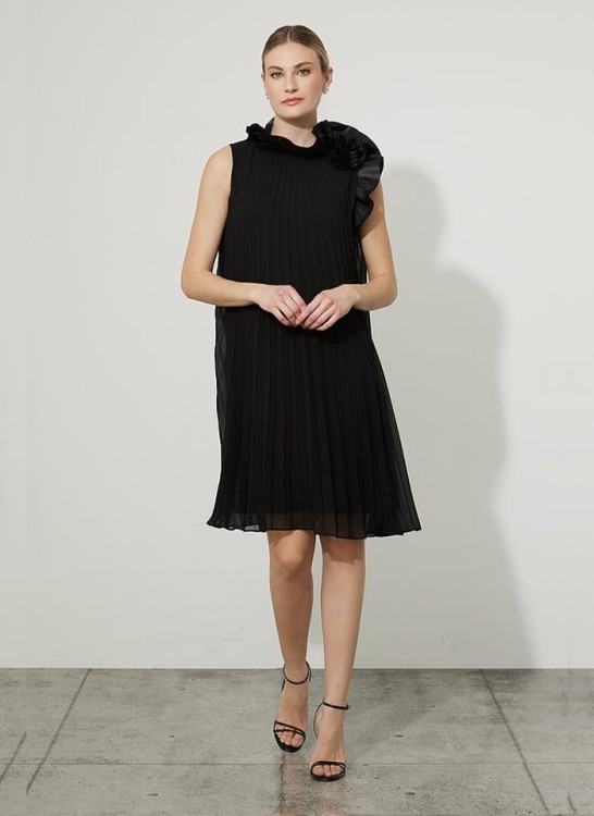 Joseph Ribkoff. Czarna sukienka w plisy.